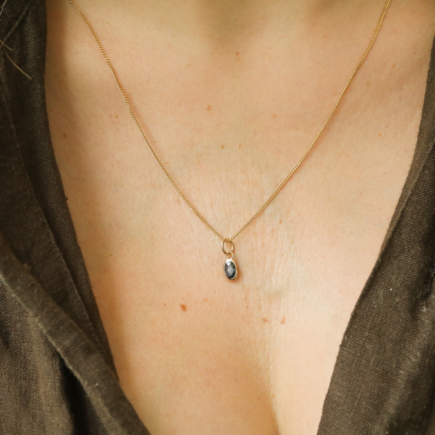 London Blue Topaz Birthstone Hanger December | 14K Goud